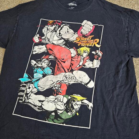 Vtg STREET FIGHTER Character Montage Graphic Fighting Video Game Tee Shirt XL - Picture 3 of 6